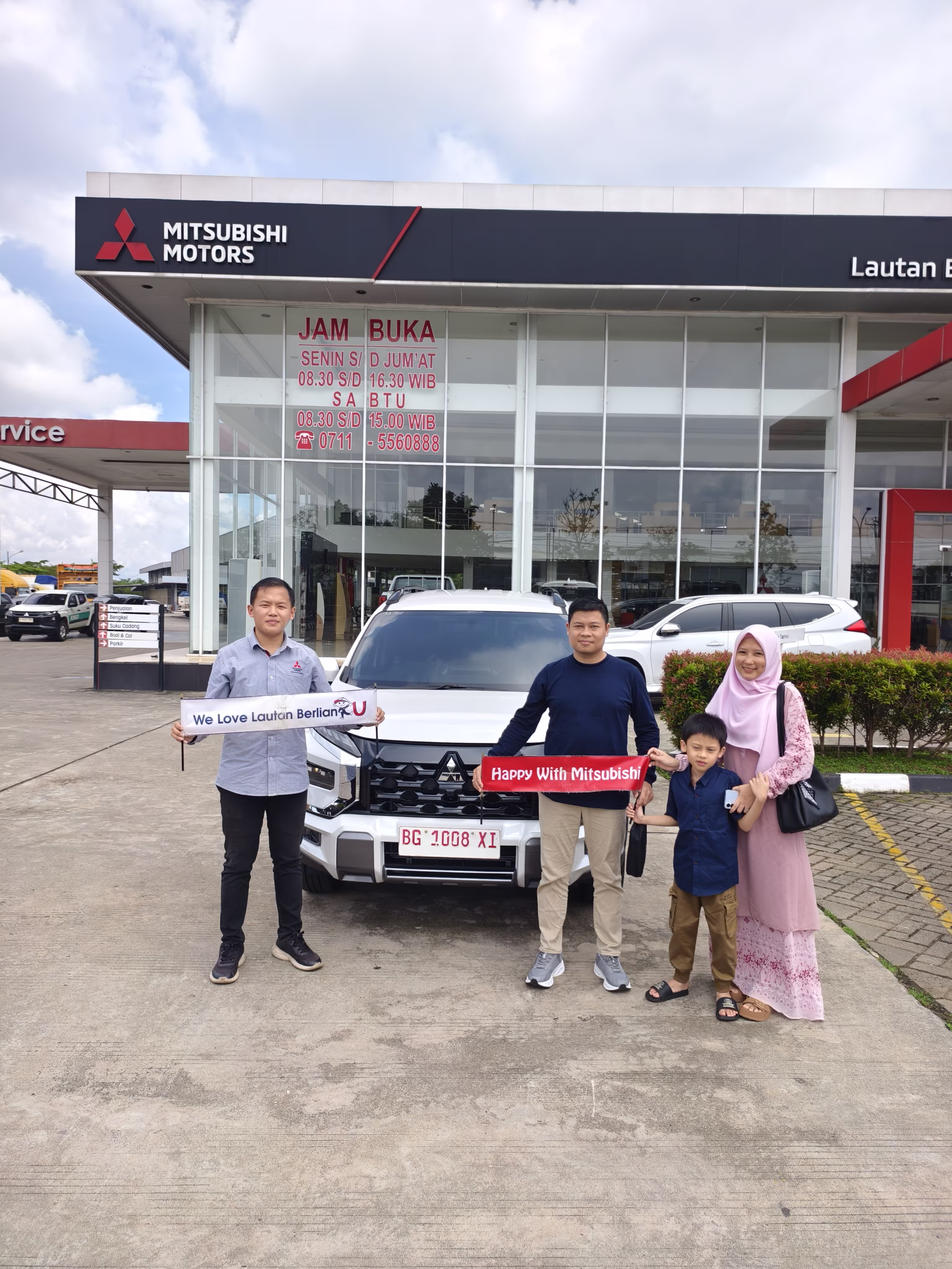 Penyerahan unit XFORCE ULTIMATE di Demang Lebar Daun