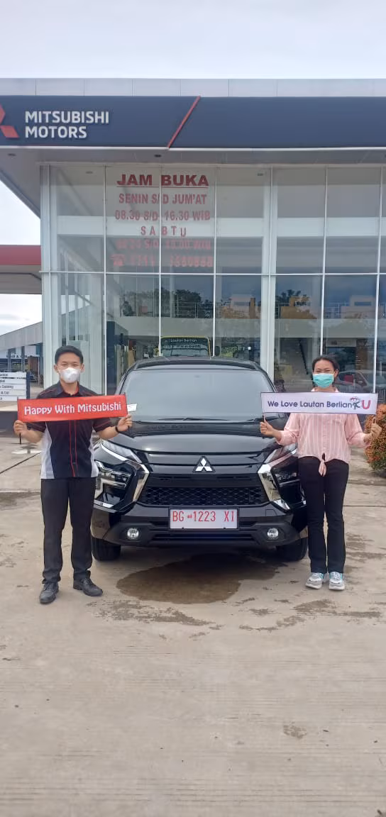 Penyerahan unit XPANDER CROSS di Sako