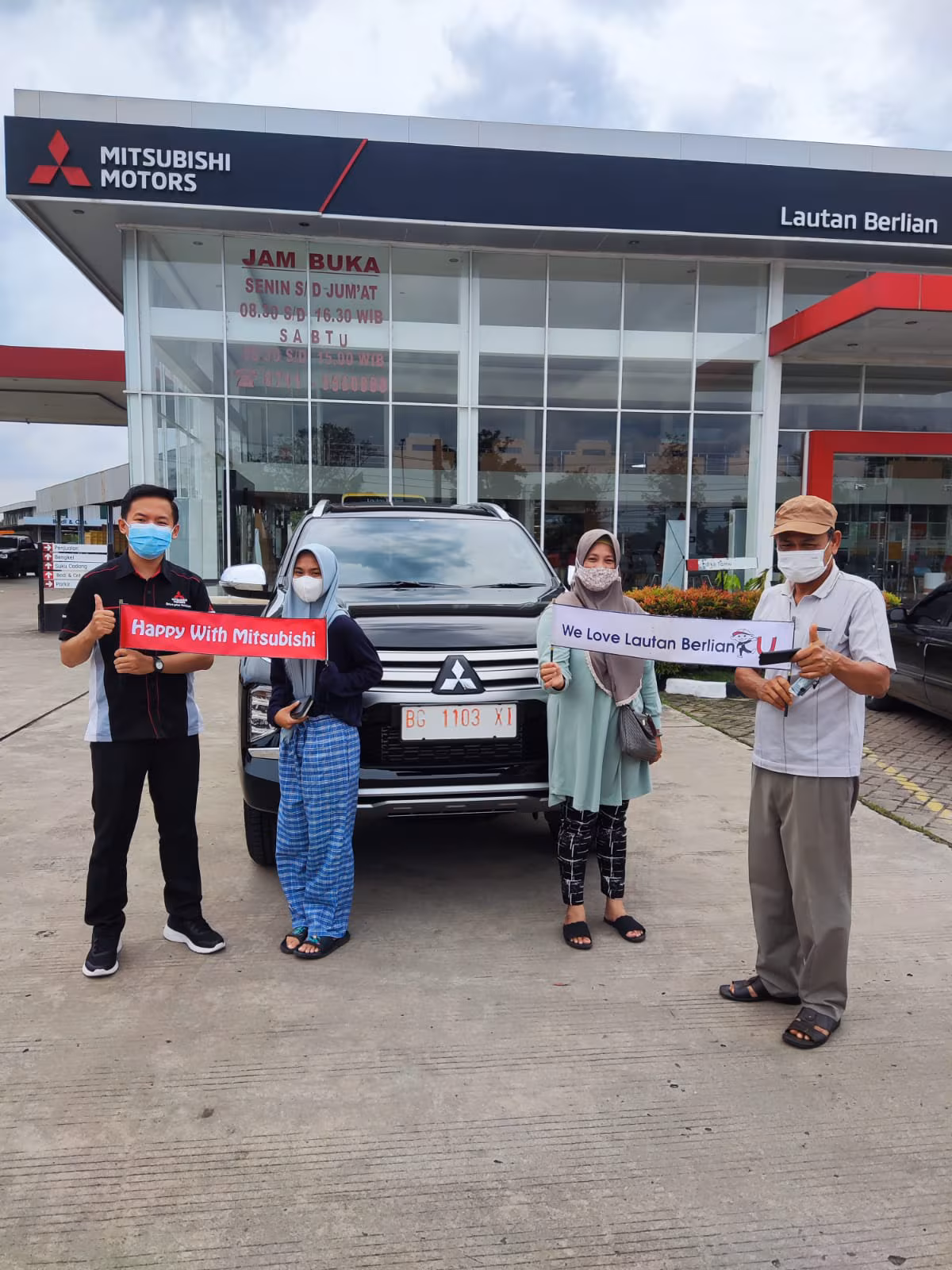 Penyerahan unit XPANDER GLS di Ogan Ilir